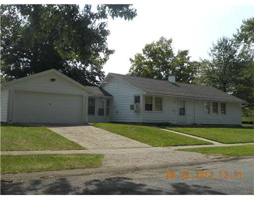3204 Salem Dr, South Bend, IN 46615 photo 1