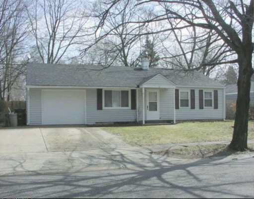 734 Woodcliff Dr, South Bend, IN 46615 photo 1