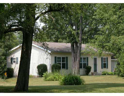 56845 Pine Rd, South Bend, IN 46619 photo 1