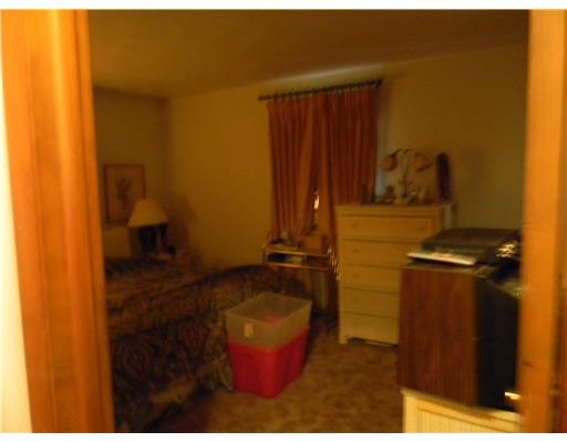 12533 Glen Oak Ln E, Granger, IN 46530 photo 4