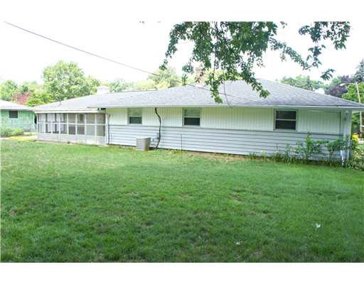 2524 Club Dr, South Bend, IN 46615 photo 24