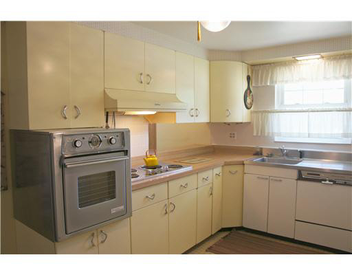 2524 Club Dr, South Bend, IN 46615 photo 6