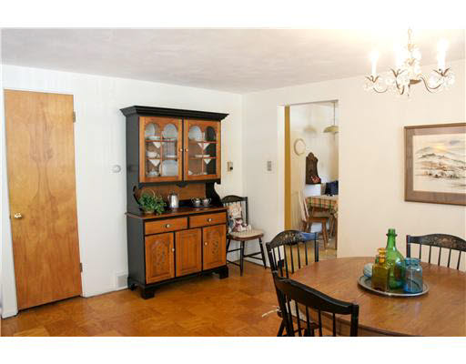 2524 Club Dr, South Bend, IN 46615 photo 5