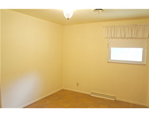 2524 Club Dr, South Bend, IN 46615 photo 16
