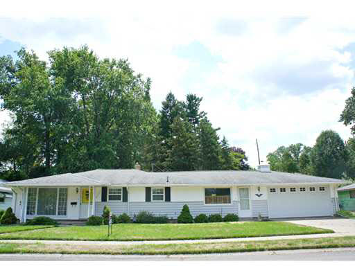 2524 Club Dr, South Bend, IN 46615 photo 1