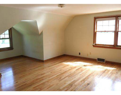 638 Ewing Ave E, South Bend, IN 46613 photo 18