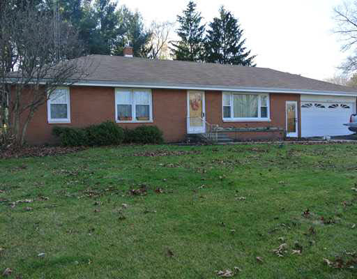 53205 Osage Dr, South Bend, IN 46637 photo 1