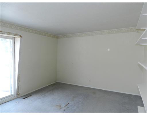 52020 Justine Dr, South Bend, IN 46628 photo 7