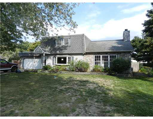 52020 Justine Dr, South Bend, IN 46628 photo 1