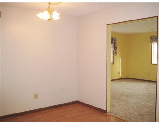 522 Stickler Ct, Mishawaka, IN 46544 photo 9