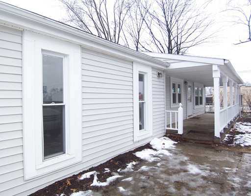 56045 Hoosier Ave, Mishawaka, IN 46545 photo 2