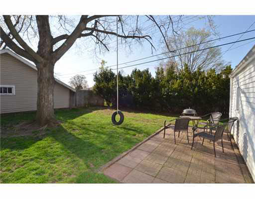 1722 Hoover Ave, South Bend, IN 46615 photo 12