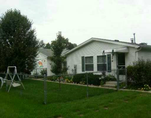 23920 Roosevelt Rd, South Bend, IN 46614 photo 1