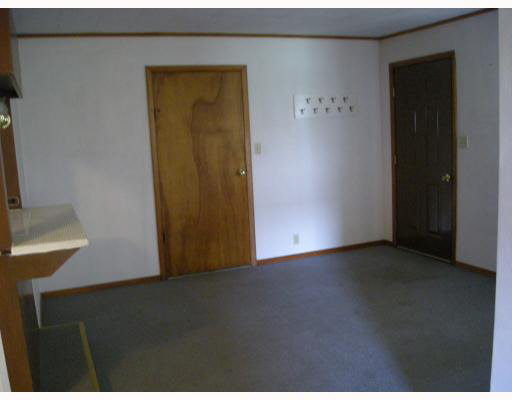 16081 Brick Rd, Granger, IN 46530 photo 4