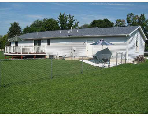 209 Maple St, Walkerton, IN 46574 photo 12