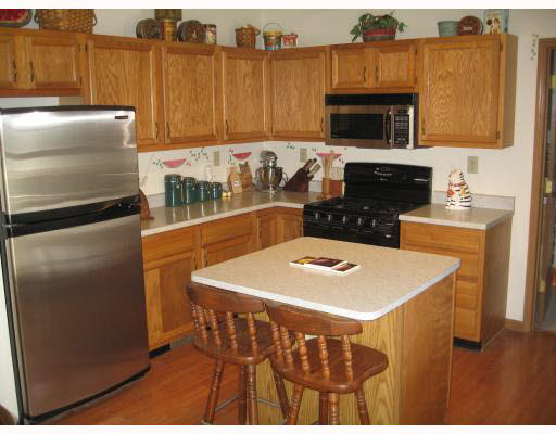 209 Maple St, Walkerton, IN 46574 photo 2