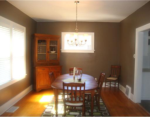 617 Eckman St E, South Bend, IN 46614 photo 8