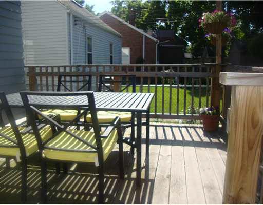 617 Eckman St E, South Bend, IN 46614 photo 12