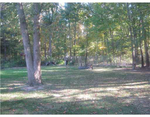 522 Baugo St, Osceola, IN 46561 photo 9