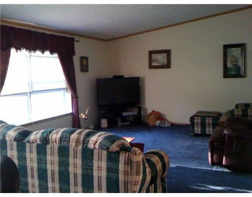 522 Baugo St, Osceola, IN 46561 photo 6