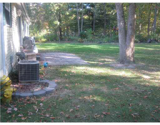 522 Baugo St, Osceola, IN 46561 photo 10