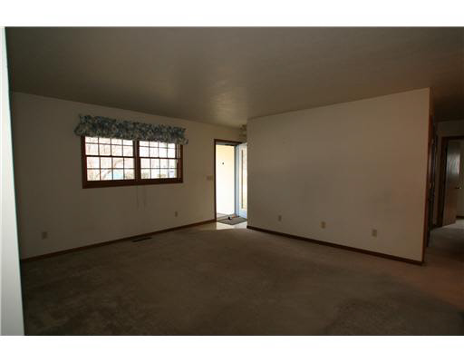 511 16th St E, Mishawaka, IN 46544 photo 4