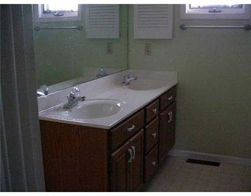 52238 Eagle Chase Dr, Granger, IN 46530 photo 6