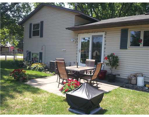 2932 Conant Dr, Mishawaka, IN 46544 photo 17