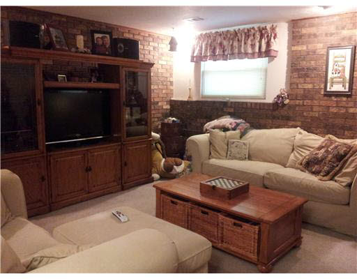 2932 Conant Dr, Mishawaka, IN 46544 photo 5