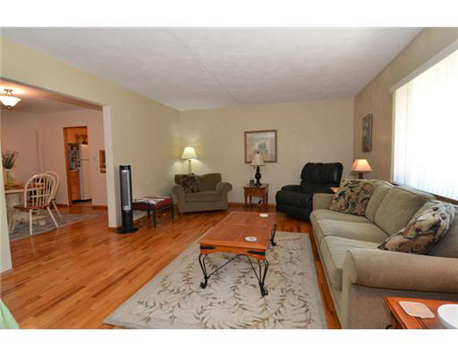17293 Ireland Rd, South Bend, IN 46614 photo 2