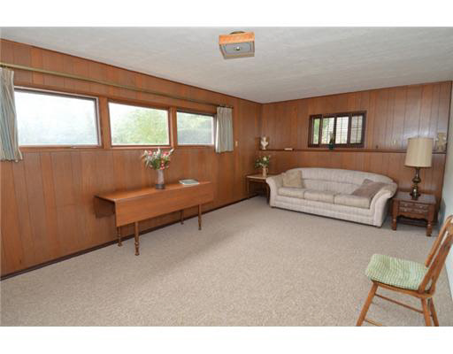 2113 Riverside Dr, South Bend, IN 46616 photo 13