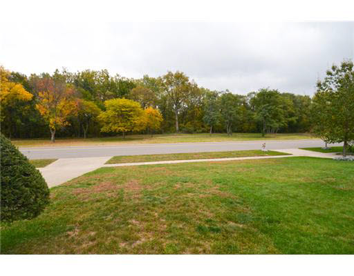 2113 Riverside Dr, South Bend, IN 46616 photo 15