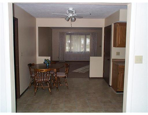 1006 Doyle Ct, Mishawaka, IN 46545 photo 4