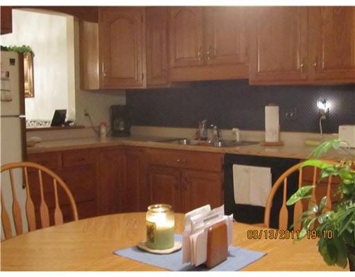 1019 Wheatstone Dr, Mishawaka, IN 46544 photo 2