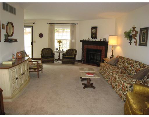 52066 Contour Pl, South Bend, IN 46637 photo 2