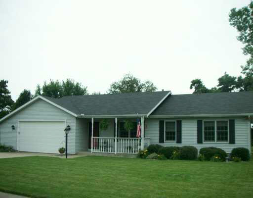12370 Campfire Dr, Granger, IN 46530 photo 1