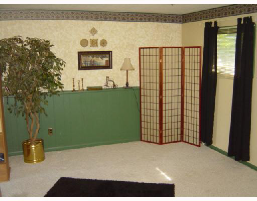 52056 Cheryl Dr, Granger, IN 46530 photo 8