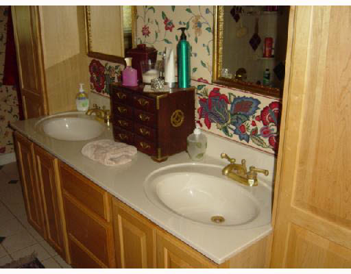 52056 Cheryl Dr, Granger, IN 46530 photo 7