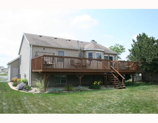 709 Johnson Rd, South Bend, IN 46614 photo 2