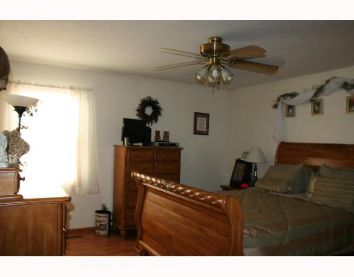 709 Johnson Rd, South Bend, IN 46614 photo 6