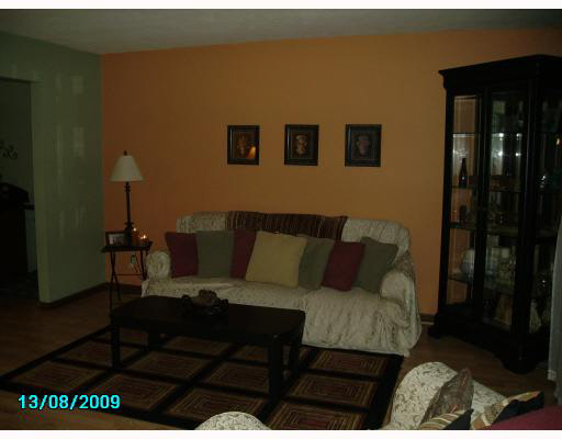 12331 Timberline Trce S, Granger, IN 46530 photo 2