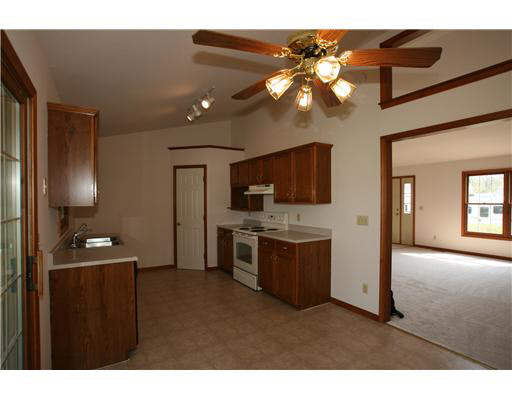 52243 Evard Dr, Granger, IN 46530 photo 3