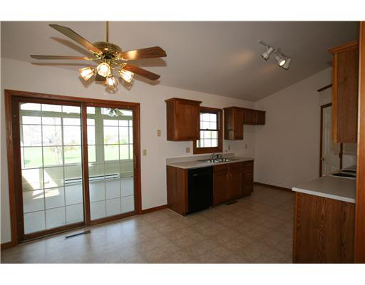 52243 Evard Dr, Granger, IN 46530 photo 4