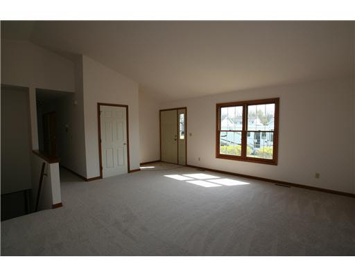 52243 Evard Dr, Granger, IN 46530 photo 7