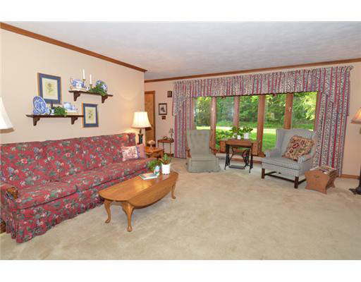 16570 Brick Rd, Granger, IN 46530 photo 4