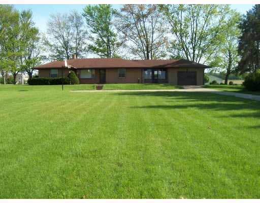 11284 Adams, Granger, IN 46530 photo 1
