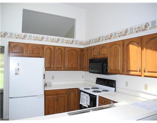 6021 Old English Ct, South Bend, IN 46614 photo 4