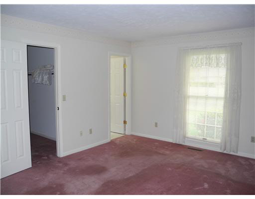 6021 Old English Ct, South Bend, IN 46614 photo 7