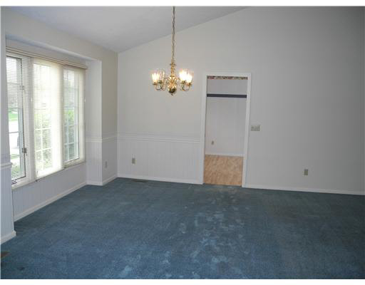 6021 Old English Ct, South Bend, IN 46614 photo 3