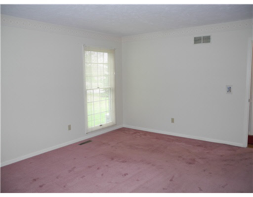 6021 Old English Ct, South Bend, IN 46614 photo 8